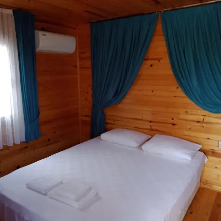 Nirvana Beach Club Bungalow Guest house