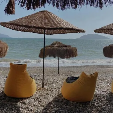 Nirvana Beach Club Bungalow Фетхие